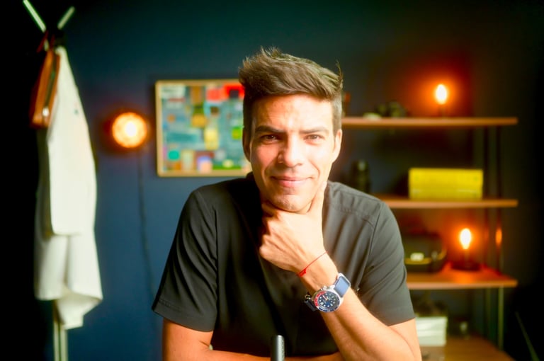 Dr. Alejandro Martínez Vega